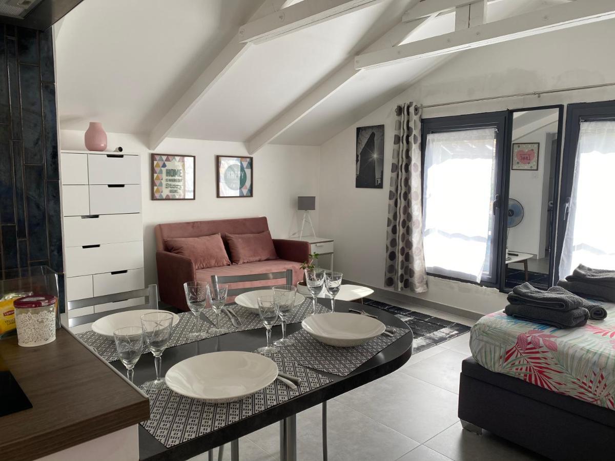 Trendy Studios Tassin Exteriér fotografie