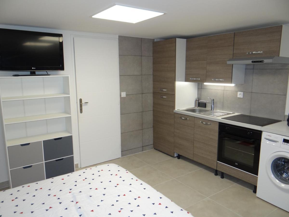 Trendy Studios Tassin Exteriér fotografie